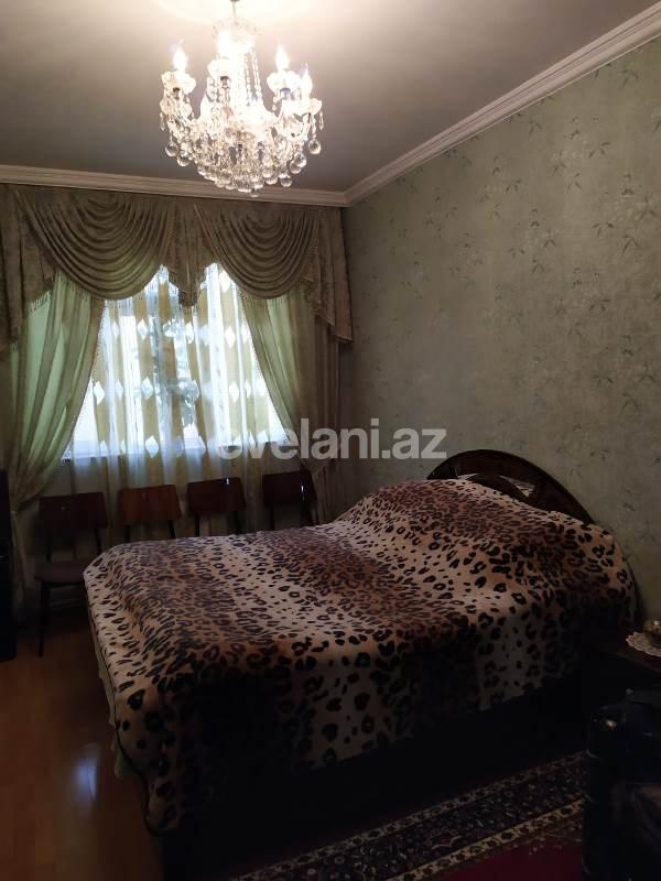 Satılır, köhnə tikili, 2 otaqlı, 52 m², Azadlıq prospekti m.