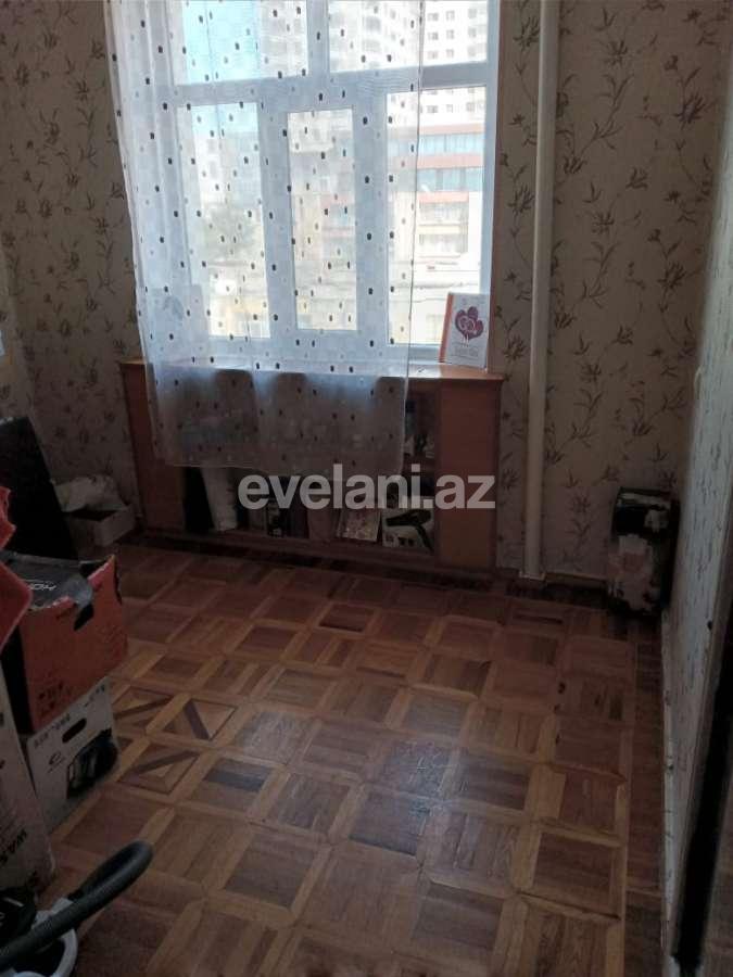 Satılır, köhnə tikili, 2 otaqlı, 60 m², Xalqlar Dostluğu m.