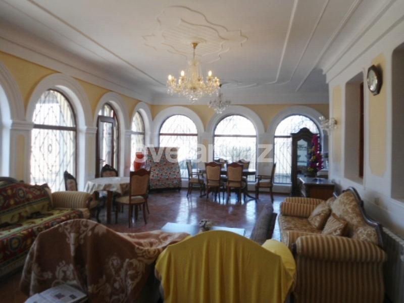 Satılır, həyət evi / bağ, 7 otaqlı, 450 m², Görədil q.