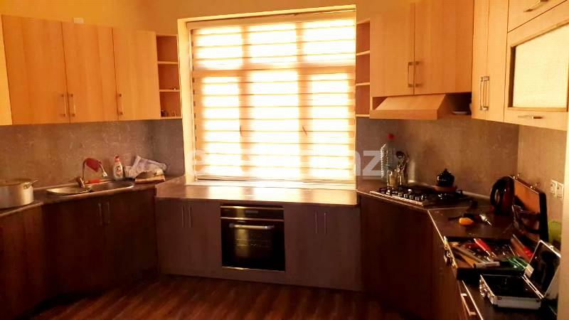 Satılır, villa, 5 otaqlı, 350 m², Savalan q.