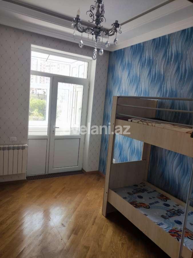 Kirayə verilir, köhnə tikili, 3 otaqlı, 110 m², Elmlər Akademiyası m.