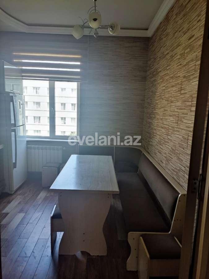Kirayə verilir, köhnə tikili, 3 otaqlı, 110 m², Elmlər Akademiyası m.