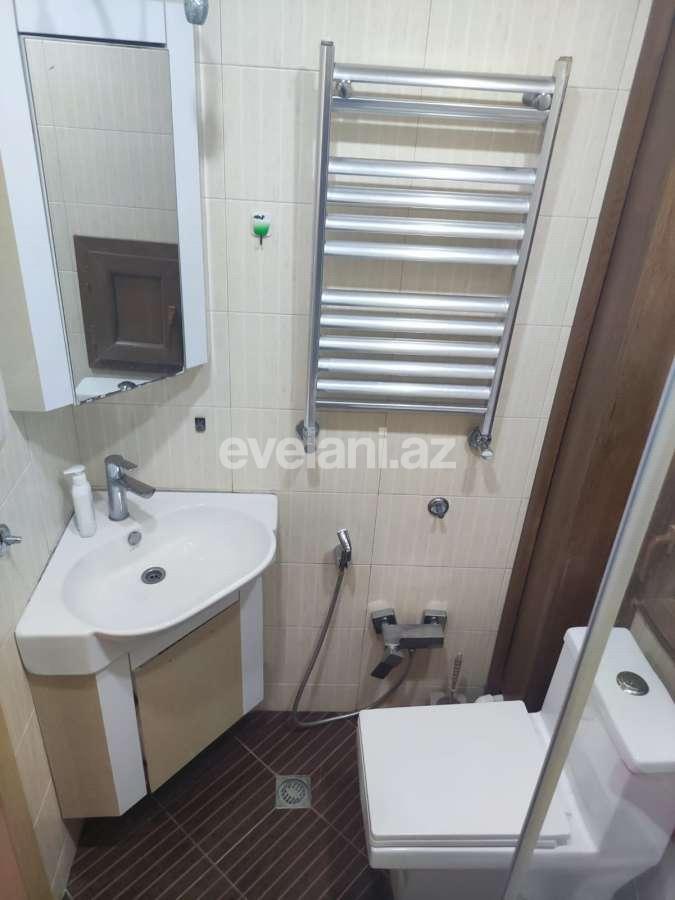 Kirayə verilir, köhnə tikili, 3 otaqlı, 110 m², Elmlər Akademiyası m.