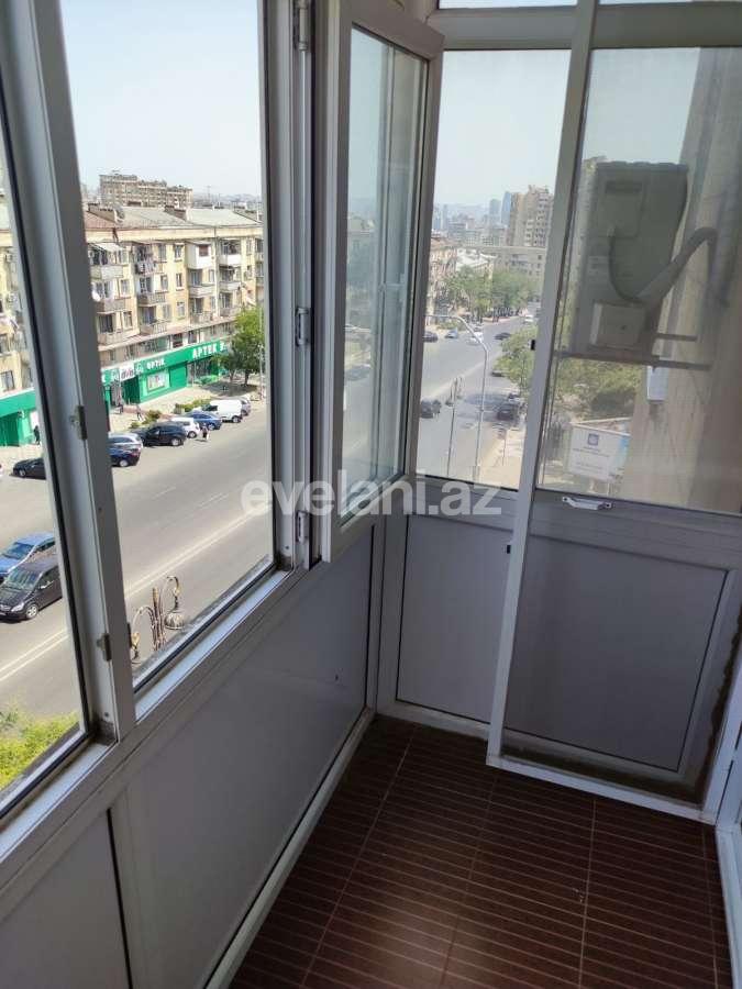 Kirayə verilir, köhnə tikili, 3 otaqlı, 110 m², Elmlər Akademiyası m.