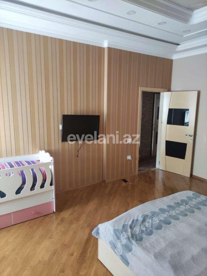Kirayə verilir, köhnə tikili, 3 otaqlı, 110 m², Elmlər Akademiyası m.