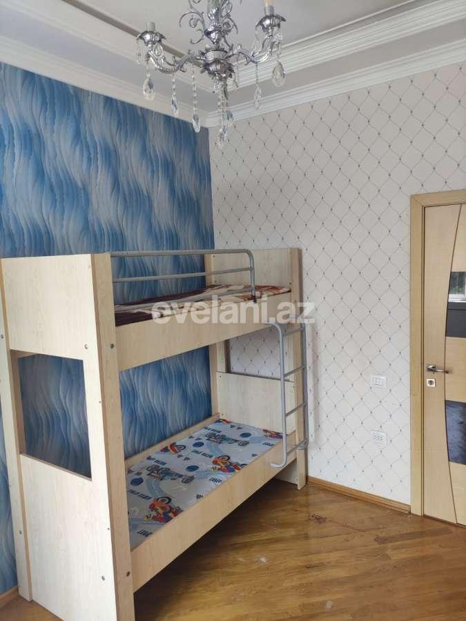 Kirayə verilir, köhnə tikili, 3 otaqlı, 110 m², Elmlər Akademiyası m.