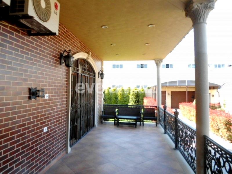 Satılır, həyət evi / bağ, 5 otaqlı, 450 m², Mərdəkan q.