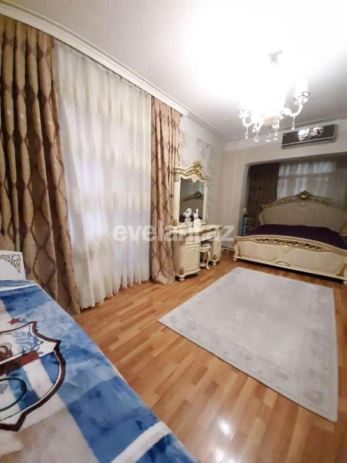 Продаётся, вторичка, 3-комнаты, 110 m², 20 январь m.