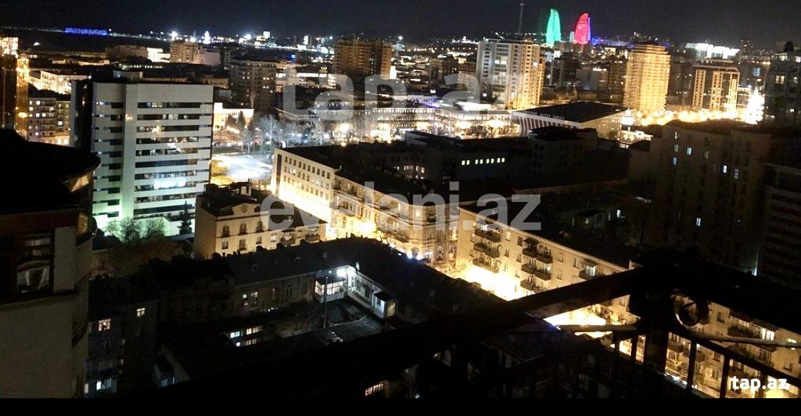 Satılır, yeni tikili, 4 otaqlı, 175 m², 28 may m.