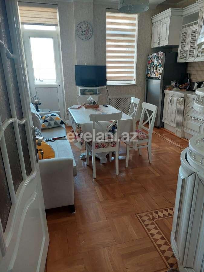 Satılır, yeni tikili, 3 otaqlı, 125 m², Azadlıq prospekti m.