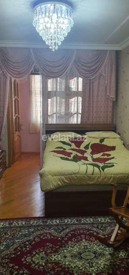 Rent, old building, 2 room, 70 m², Azadlig prospekti m.