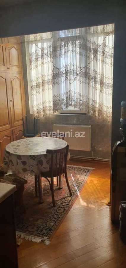 Rent, old building, 2 room, 70 m², Azadlig prospekti m.