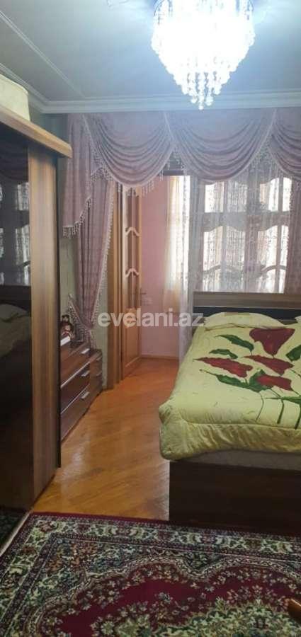 Rent, old building, 2 room, 70 m², Azadlig prospekti m.