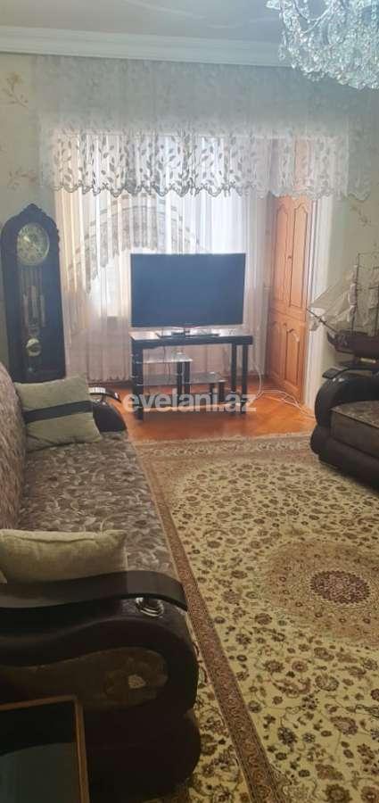 Rent, old building, 2 room, 70 m², Azadlig prospekti m.