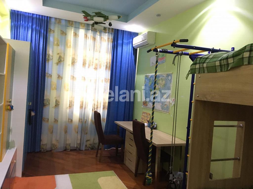 Satılır, yeni tikili, 4 otaqlı, 170 m², Şah İsmayıl Xətai m.