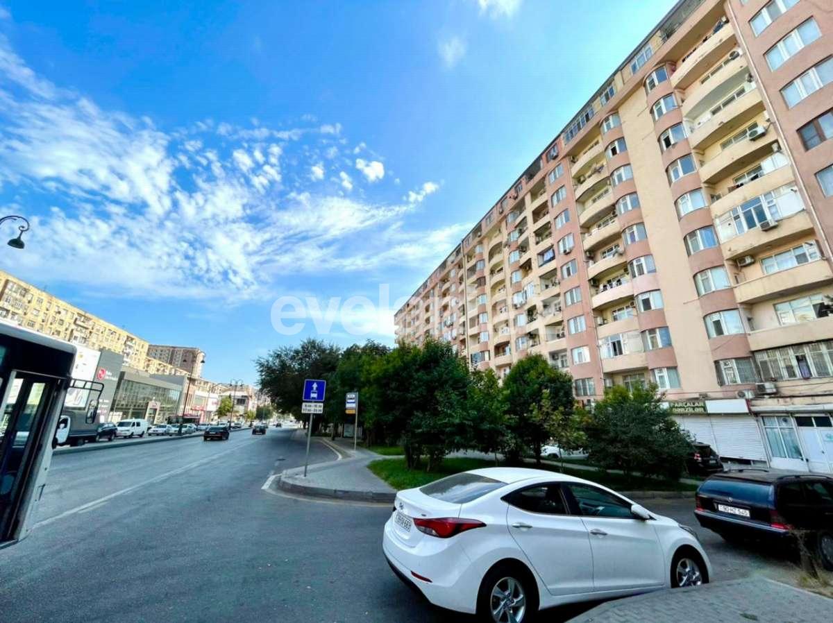 Satılır, yeni tikili, 3 otaqlı, 100 m², Xalqlar Dostluğu m.