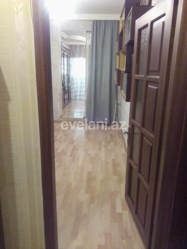 Satılır, köhnə tikili, 3 otaqlı, 70 m², Azadlıq prospekti m.