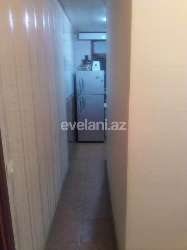 Satılır, köhnə tikili, 3 otaqlı, 70 m², Azadlıq prospekti m.