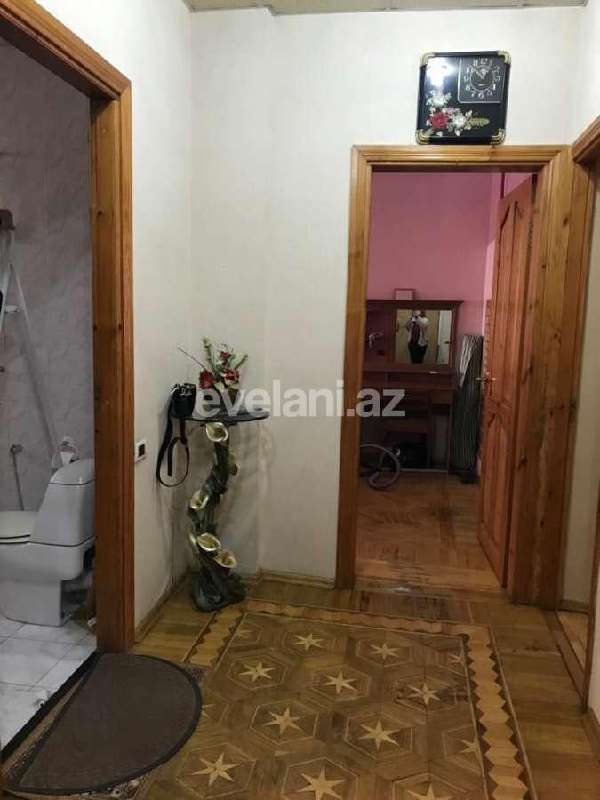 Rent, old building, 3 room, 120 m², Elmlar Akademiyası m.