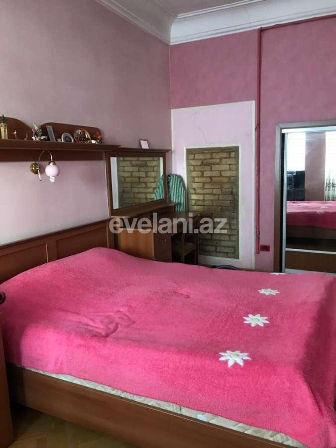 Rent, old building, 3 room, 120 m², Elmlar Akademiyası m.