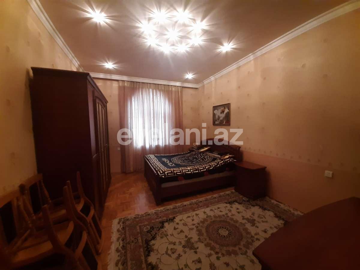 Satılır, villa, 7 otaqlı, 312 m², Nizami r.