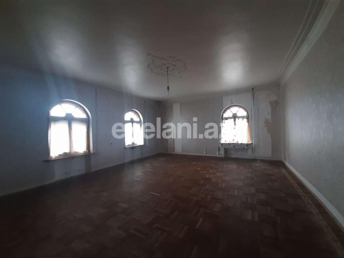 Sale, villa, 7 room, 400 m², Khalglar Doslugu m.