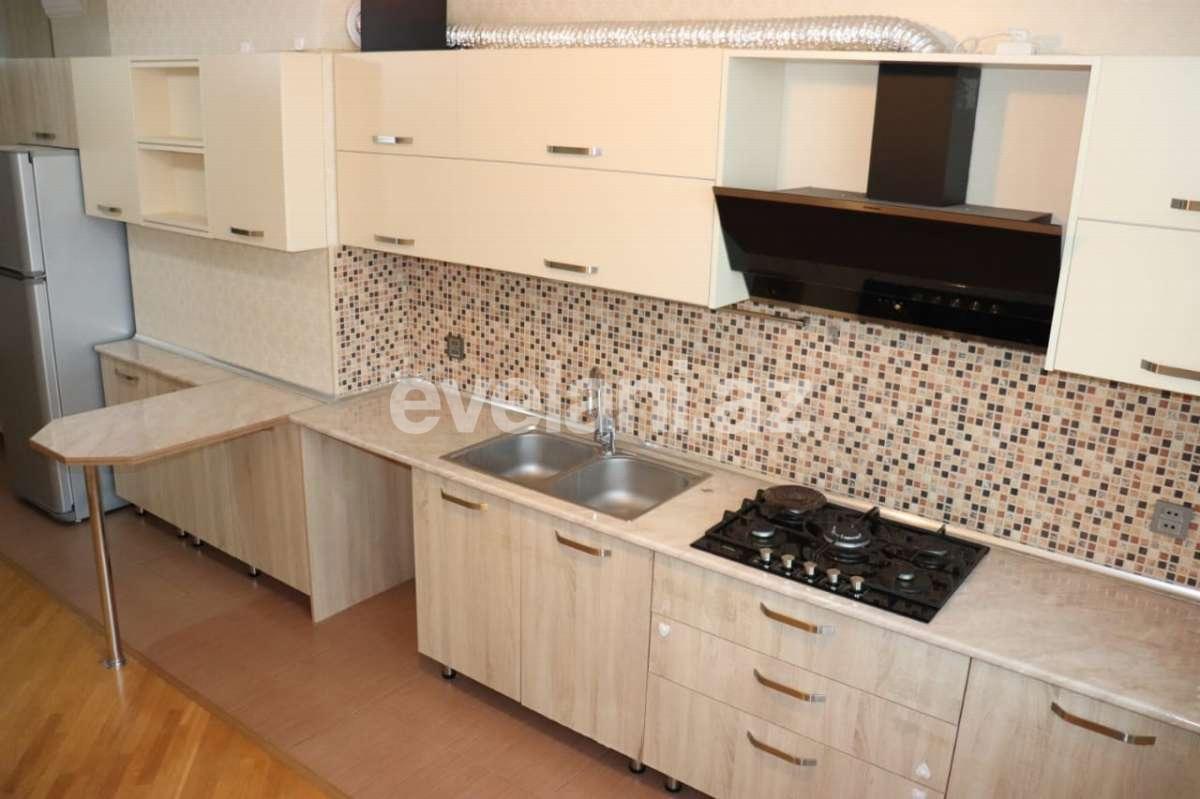 Satılır, yeni tikili, 2 otaqlı, 84 m², Memar Əcəmi m.