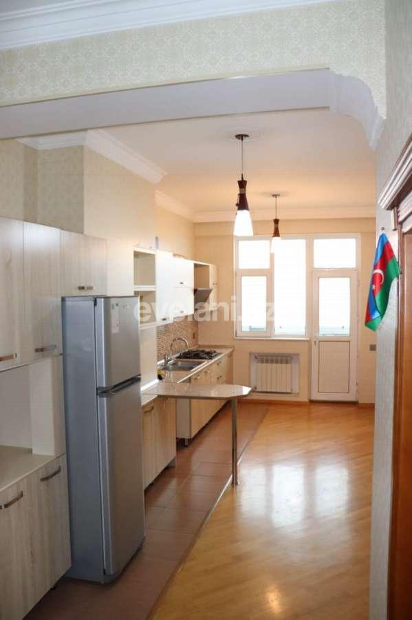 Satılır, yeni tikili, 2 otaqlı, 84 m², Memar Əcəmi m.