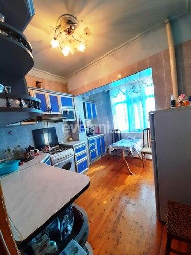 Продаётся, вторичка, 3-комнаты, 75 m², Насими m.