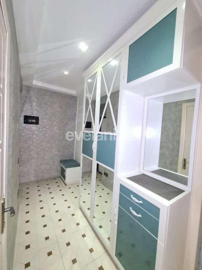 Продаётся, вторичка, 4-комнаты, 100 m², 8 Ноябрь m.