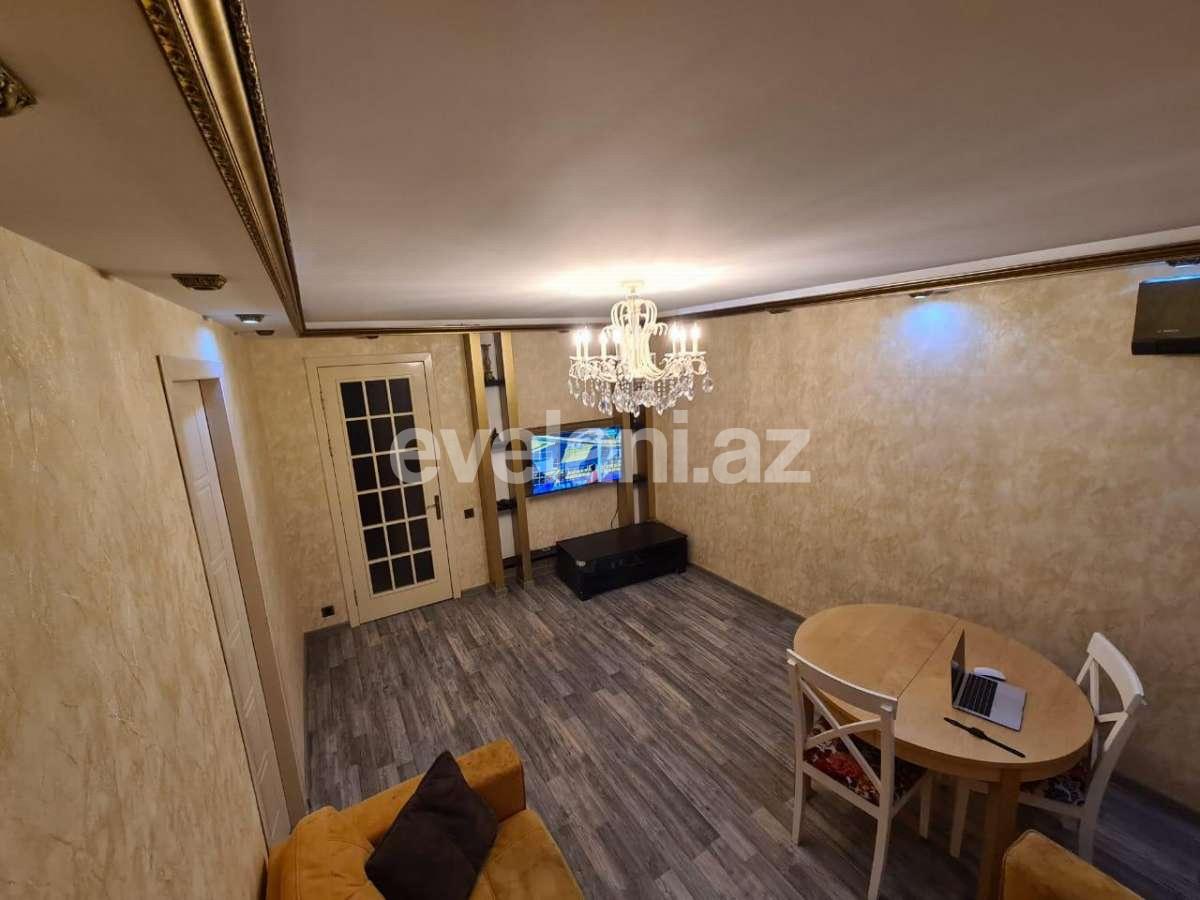 Продаётся, вторичка, 4-комнаты, 100 m², 8 Ноябрь m.