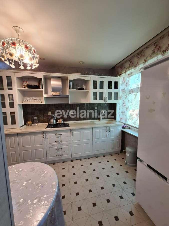 Продаётся, вторичка, 4-комнаты, 100 m², 8 Ноябрь m.