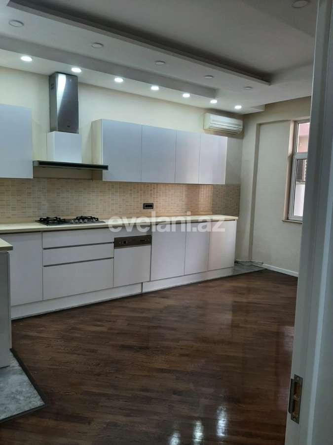 Satılır, yeni tikili, 3 otaqlı, 140 m², Şah İsmayıl Xətai m.