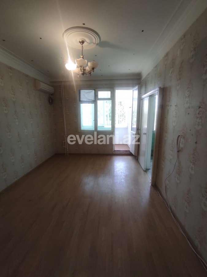 Satılır, köhnə tikili, 2 otaqlı, 48 m², Azadlıq prospekti m.