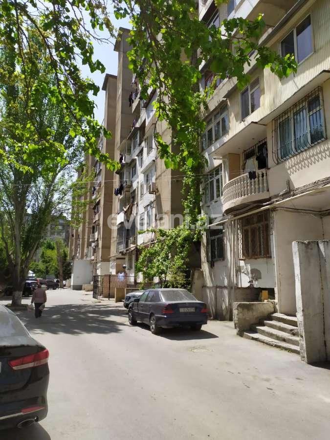Satılır, köhnə tikili, 3 otaqlı, 65 m², Elmlər Akademiyası m.