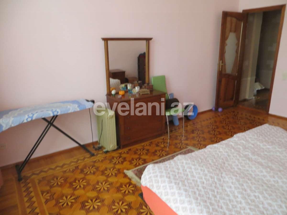 Satılır, köhnə tikili, 3 otaqlı, 120 m², Sahil m.