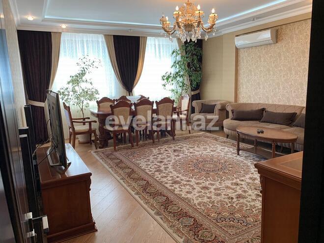 Sale, new building, 3 room, 135 m², Bakikhanov d.