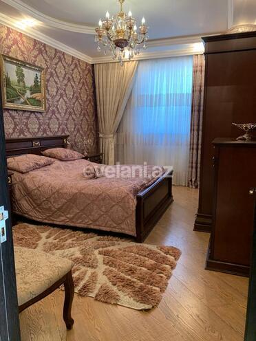 Sale, new building, 3 room, 135 m², Bakikhanov d.
