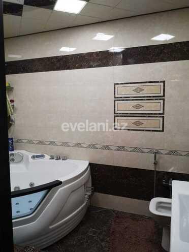 Sale, new building, 3 room, 135 m², Bakikhanov d.