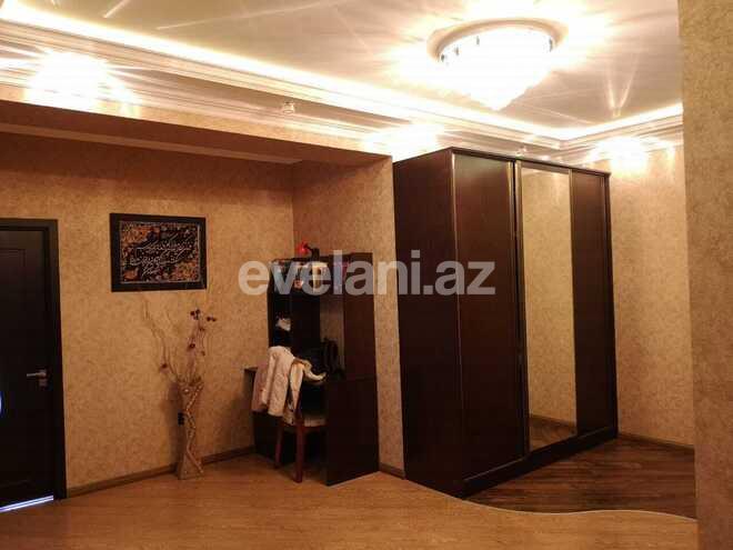 Sale, new building, 3 room, 135 m², Bakikhanov d.