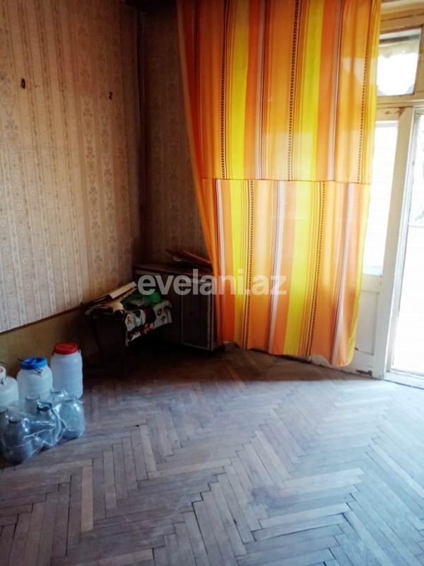 Sale, old building, 2 room, 60 m², Nizami m.