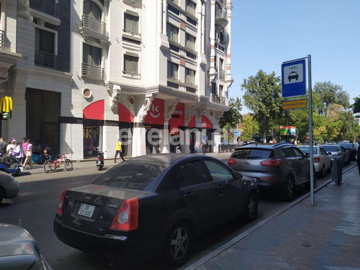 Rent, object, 330 m², Sahil m.