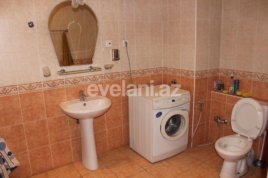 Satılır, köhnə tikili, 3 otaqlı, 127 m², Sahil m.