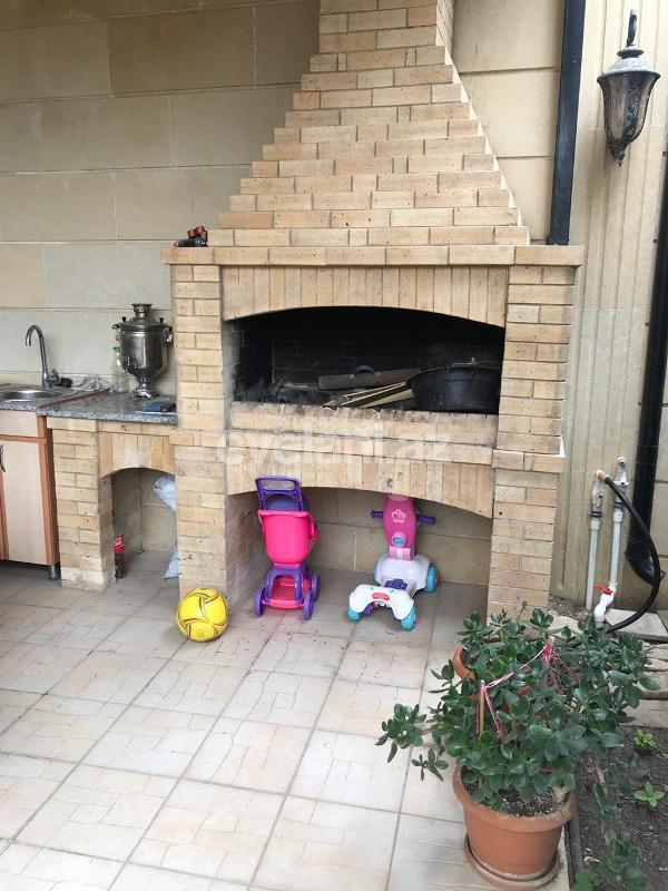 Satılır, villa, 7 otaqlı, 690 m², Bakıxanov q.