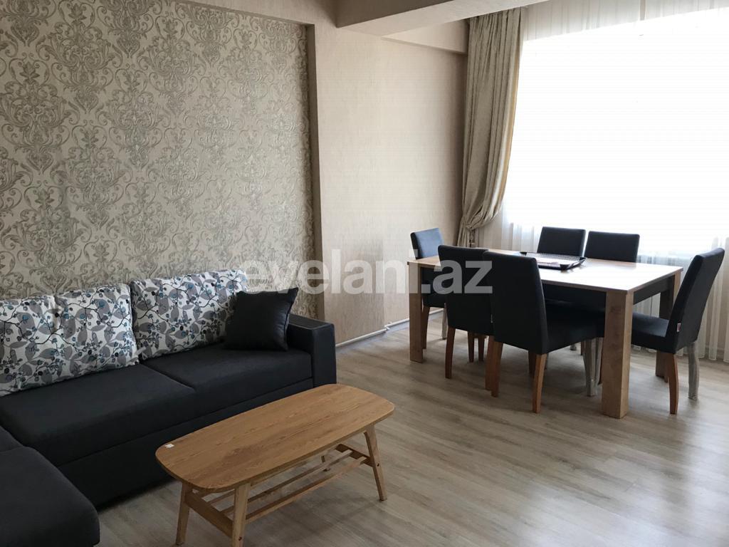 Rent, old building, 2 room, 54 m², Khatai r.