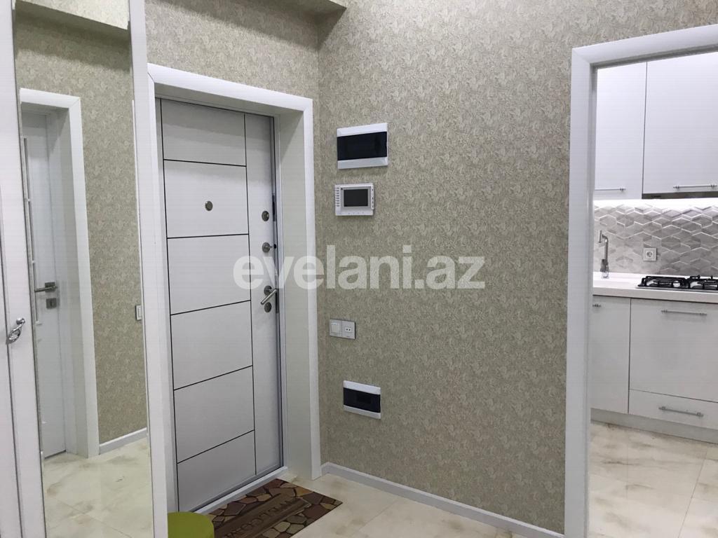 Rent, old building, 2 room, 54 m², Khatai r.