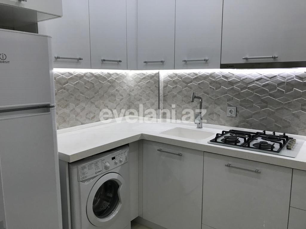 Rent, old building, 2 room, 54 m², Khatai r.