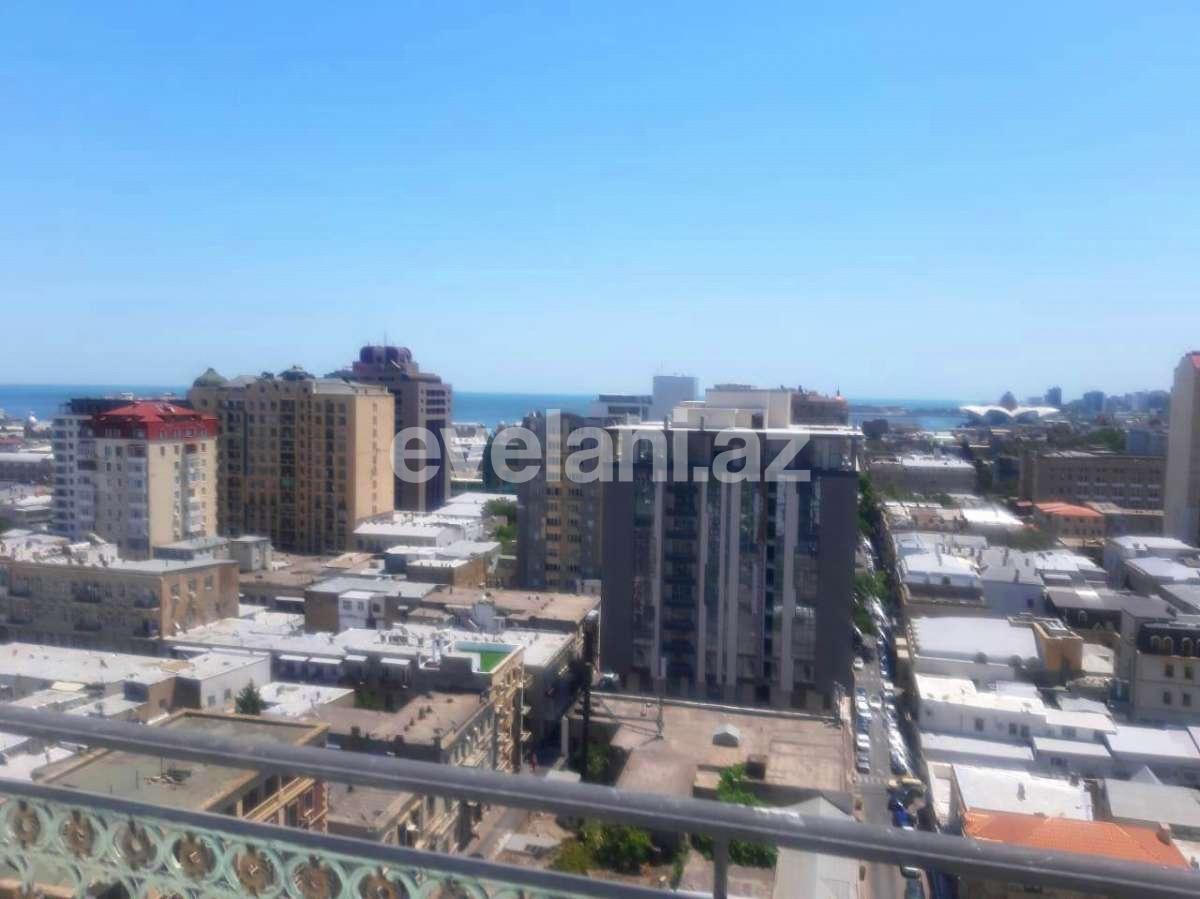 Продаётся, новостройка, 3-комнаты, 186 m², Сахил m.