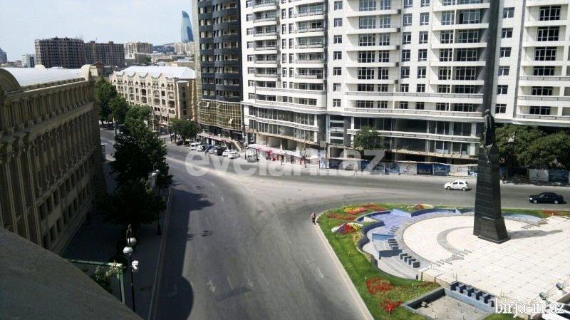 Satılır, yeni tikili, 3 otaqlı, 110 m², Nizami m.