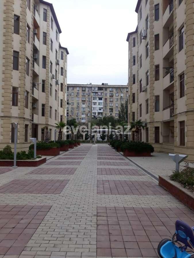 Продаётся, новостройка, 3-комнаты, 180 m², Ази Асланов m.